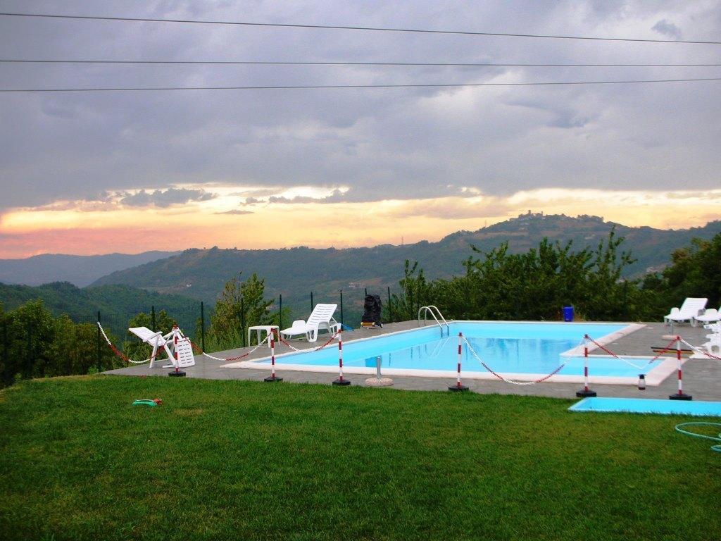 Agriturismo Le Piagge Ponzone Luaran gambar